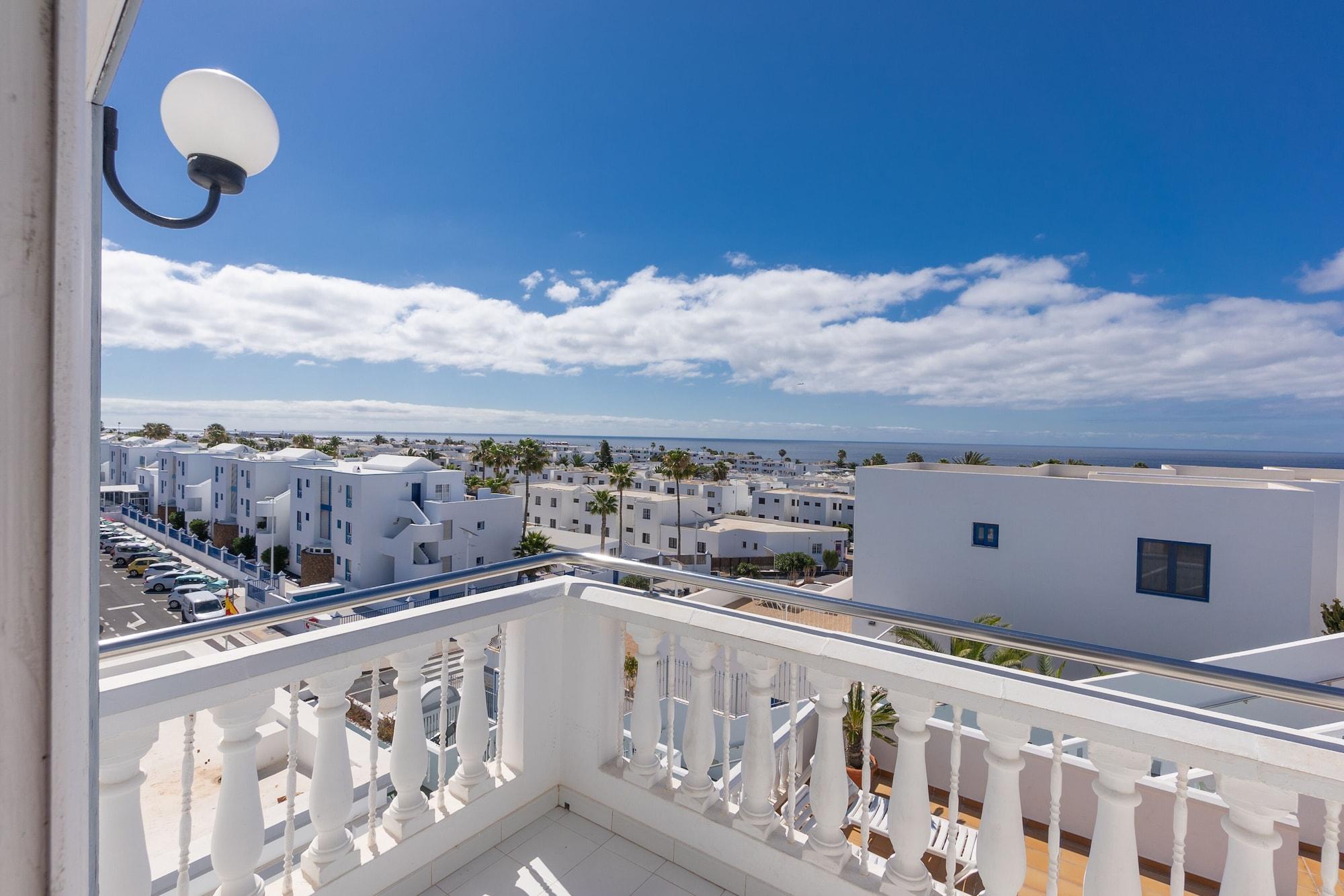 Apartamentos Corona Mar Пуерто дел Кармен Екстериор снимка