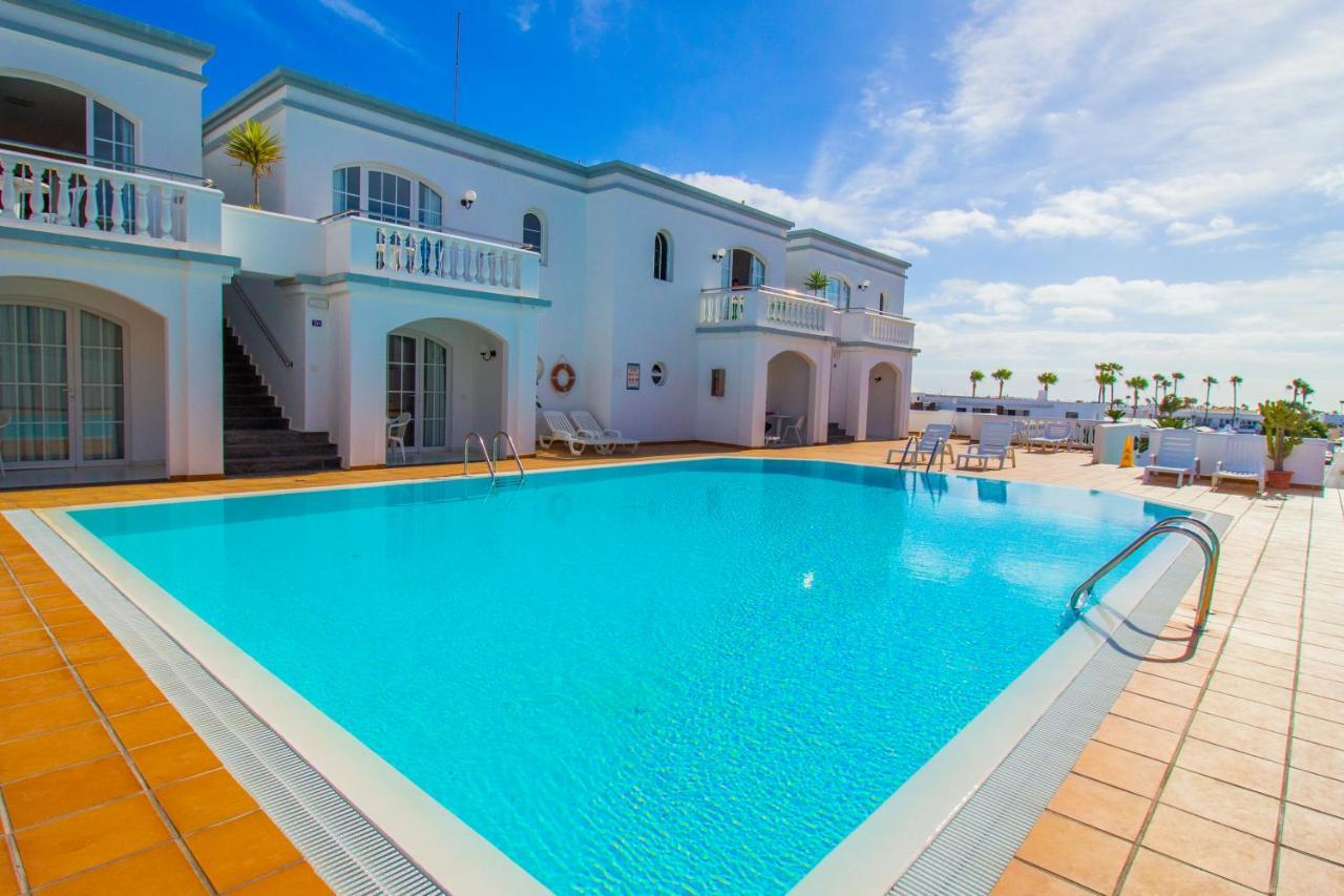 Apartamentos Corona Mar Пуерто дел Кармен Екстериор снимка