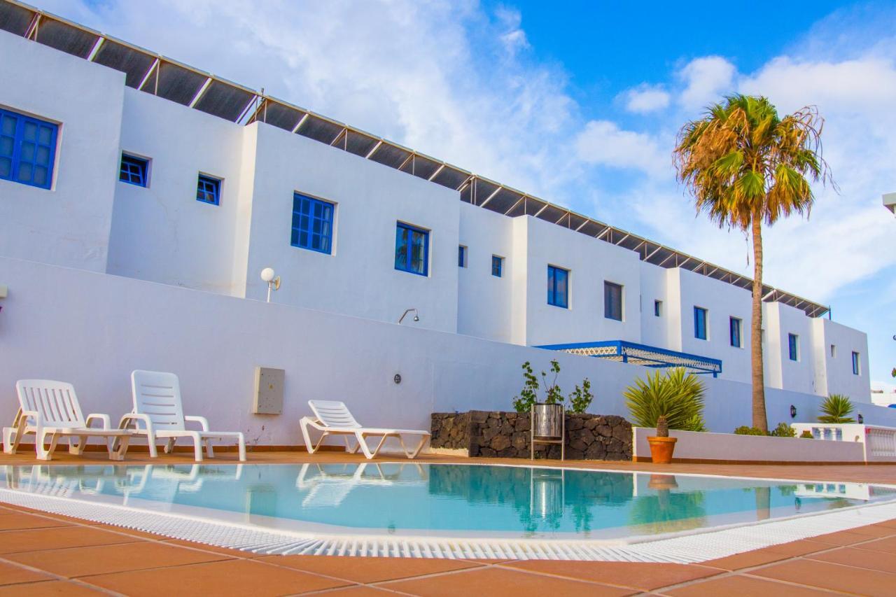 Apartamentos Corona Mar Пуерто дел Кармен Екстериор снимка