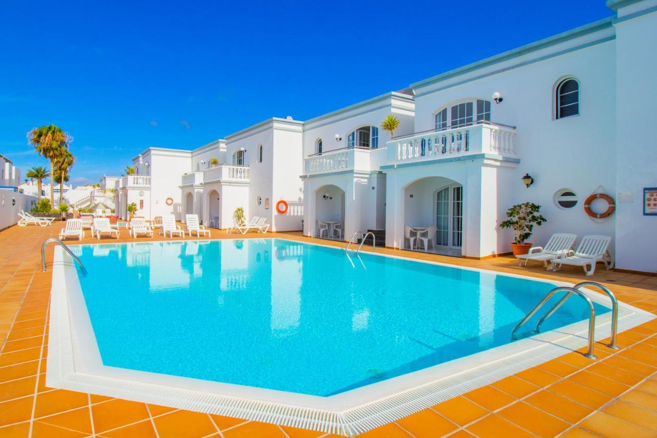 Apartamentos Corona Mar Пуерто дел Кармен Екстериор снимка